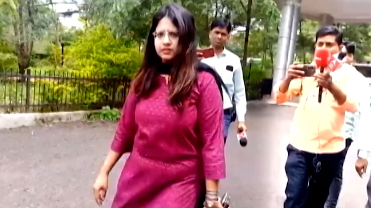 Help "Sedated, Tied Up" Puja Khedkar And Her Family, "Stole" Valuables In Pune