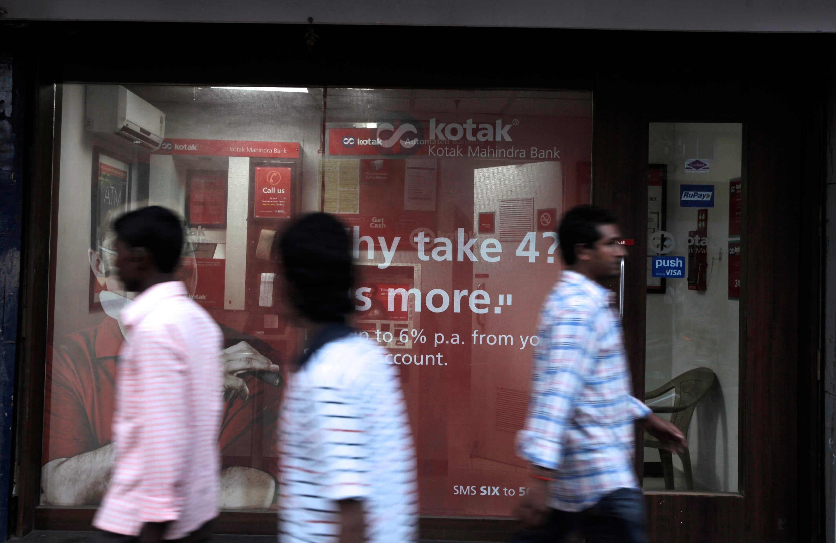 Kotak Mahindra Bank Holds Interest Rate On Smaller Savings Accounts