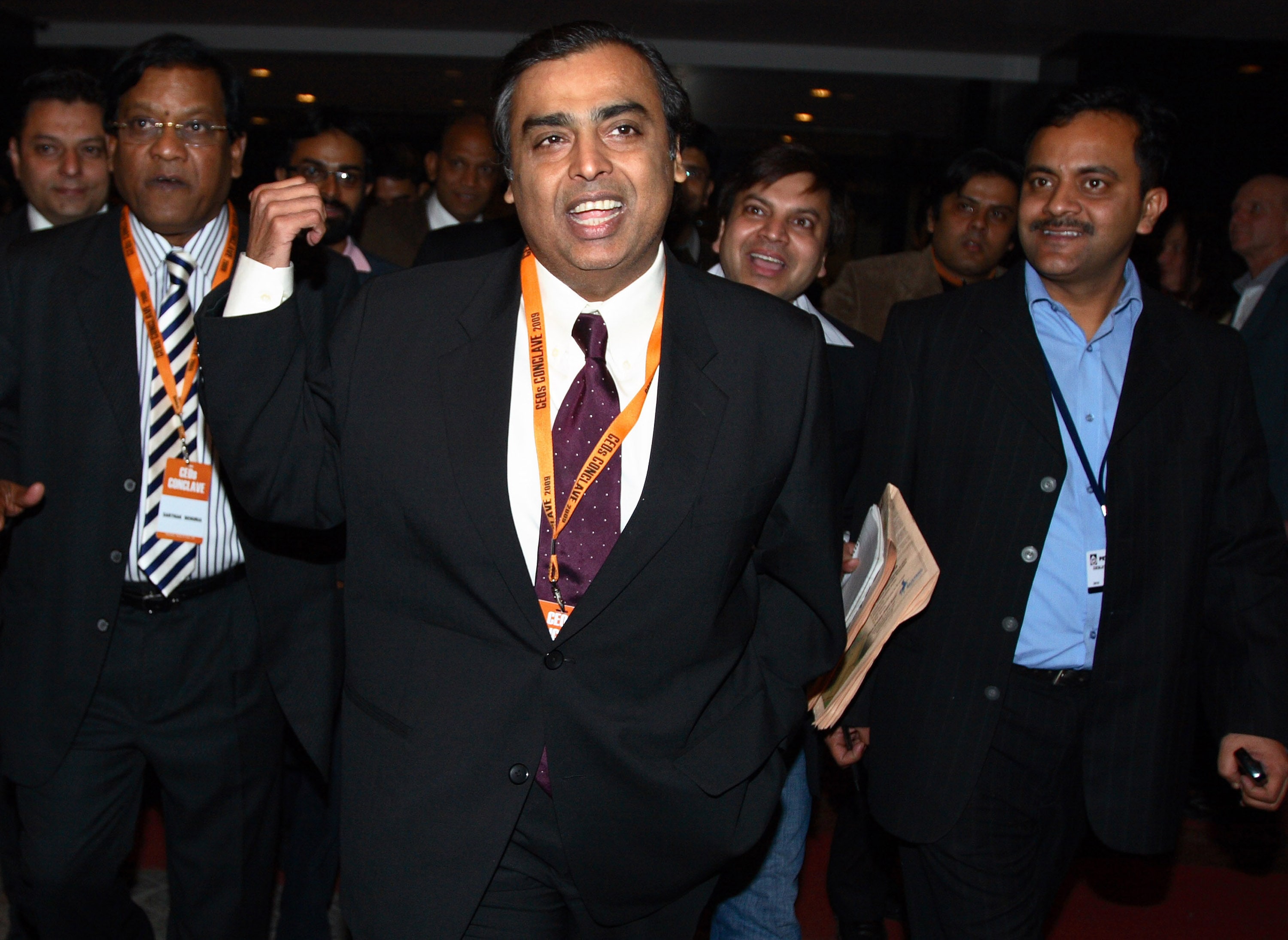 RIL To Turn Cash Flow Positive This Year, Says CLSA &nbsp;