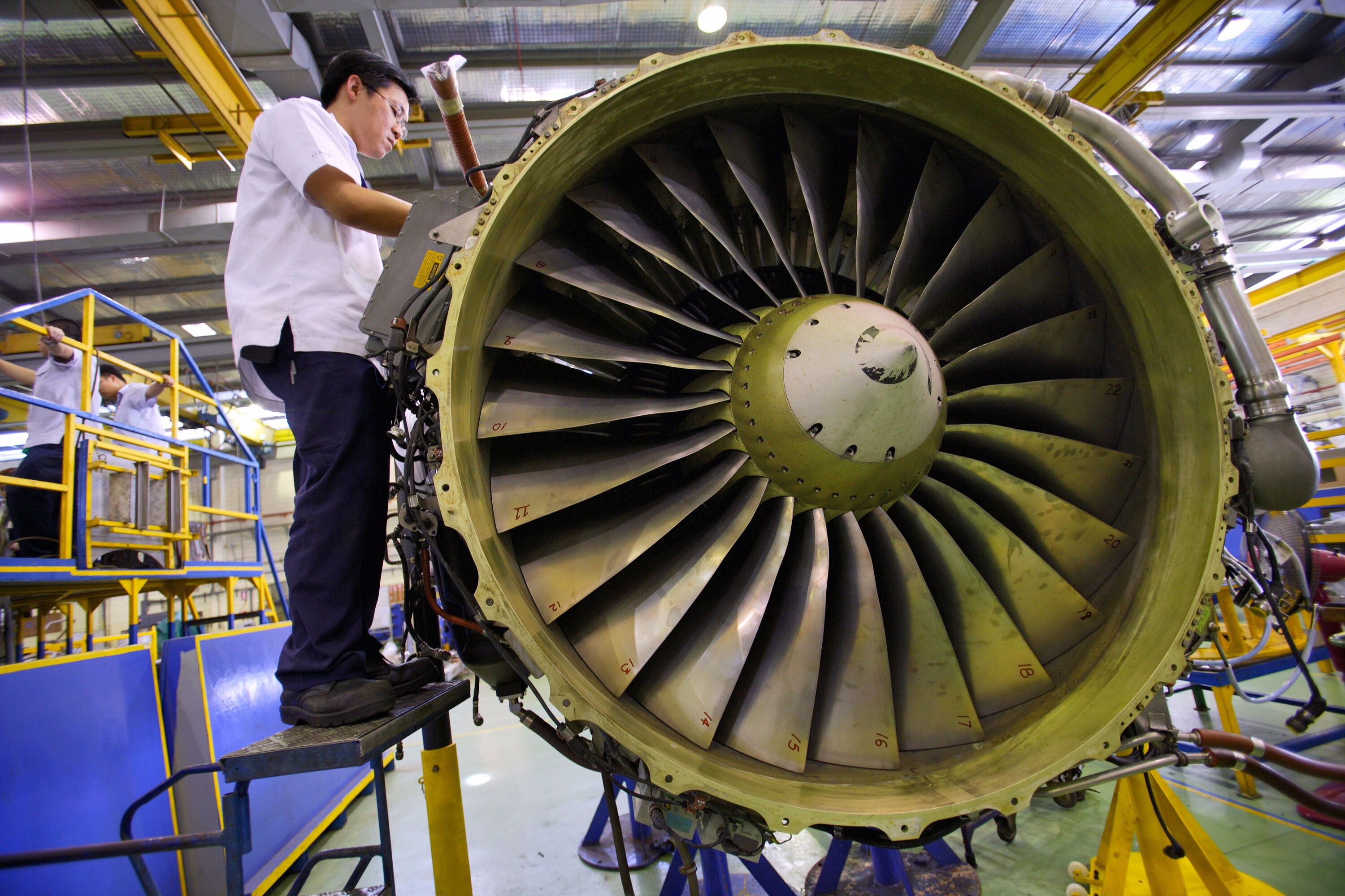 Godrej Aerospace Expands Global Footprint With New Order For Rolls Royce