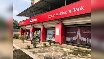 Kotak Mahindra Bank Shares Slip 3% Despite Double Digit Q1 Growth