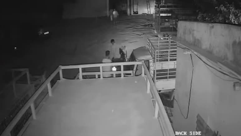 पेप्सी के एरिया सेल्स मैनेजर सहित 5 लोगों पर जानलेवा हमला, CCTV में कैद हुई बर्बरता