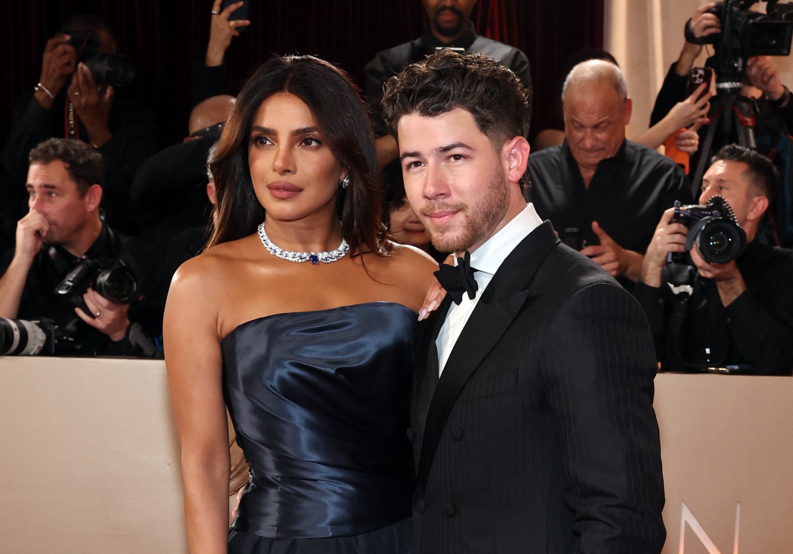 Who Controls The Remote At Home? Priyanka Chopra And Nick Jonas Set The Record Straight At Golden Globes