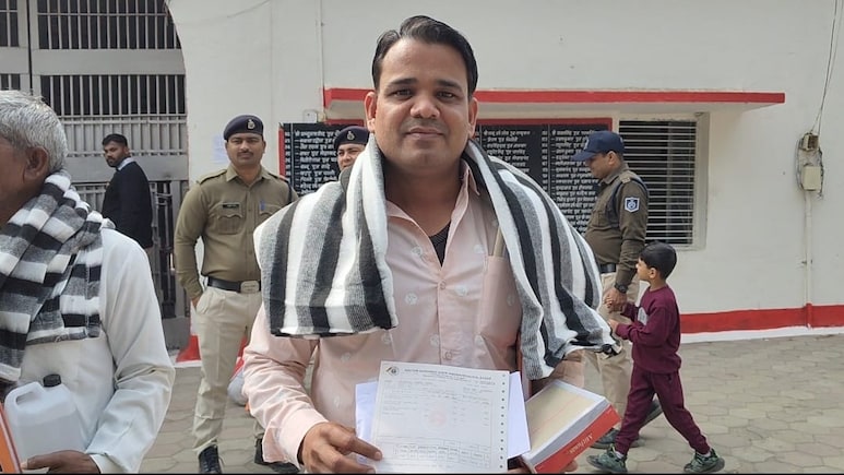 हत्या के दोषी ने जेल से की पोस्ट ग्रेजुएशन, साथी कैदियों को भी पढ़ाया, माफ हो गई उम्रकैद की सजा, 9 कैदी के साथ रिहा