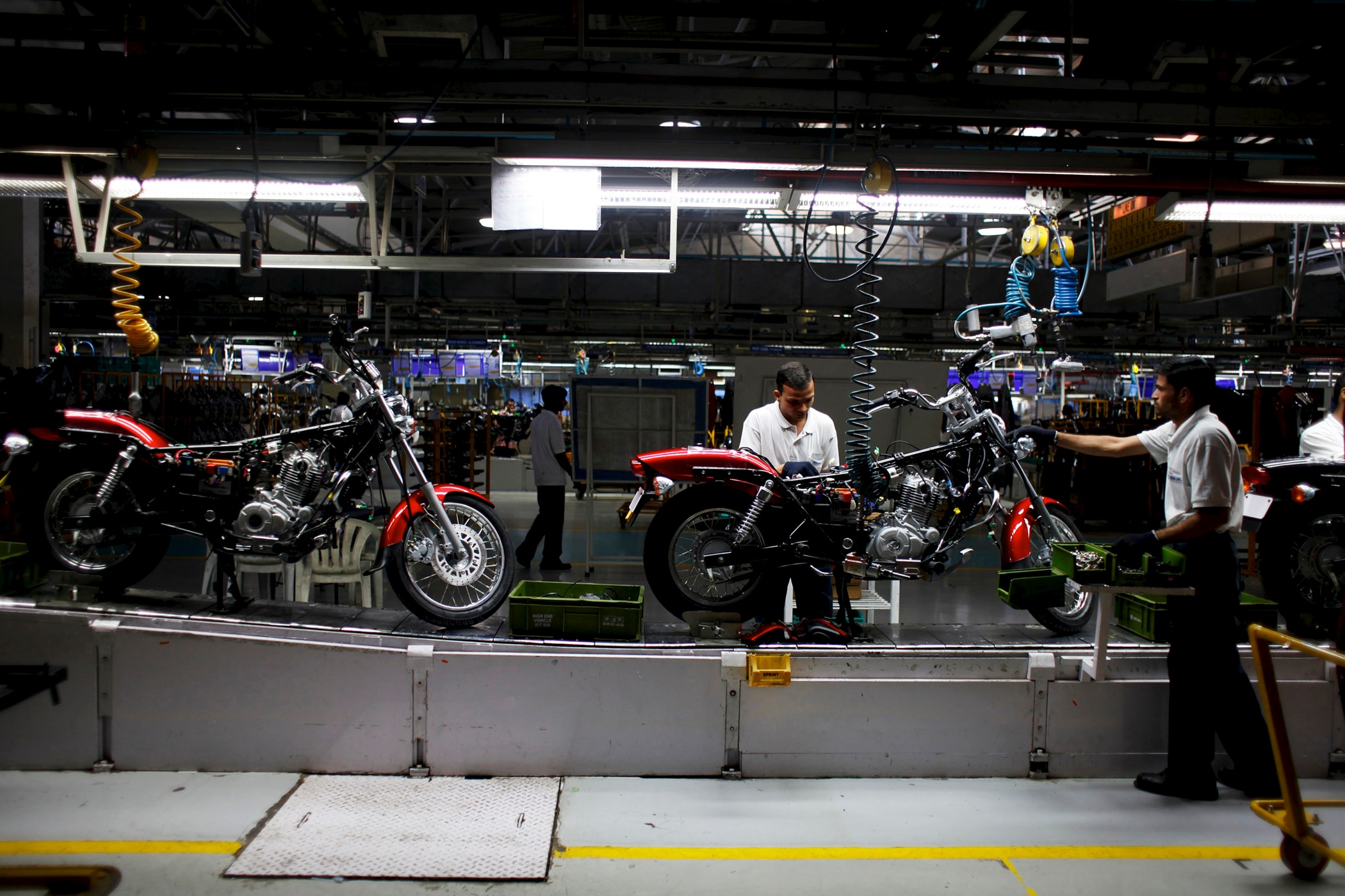 Auto Sales September 2021 Live: Chip Crisis Hurts Maruti, M&M And Royal Enfield The Most