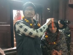 7 साल की मोहब्बत को मिला अंजाम! पुलिस की पहल पर मंदिर में रचाई गई प्रेमी जोड़े की शादी