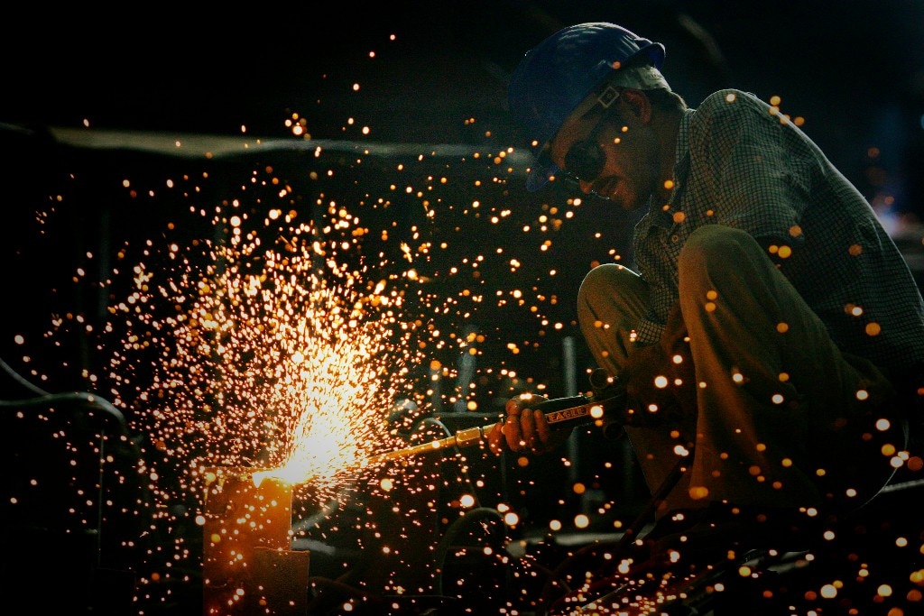 India&rsquo;s Industrial Output Rises 4.5% In September