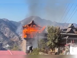 शिमला में धूं-धूं कर जला जुन्गा महल, सदियों पुरानी नक्काशी और विरासत हुई राख