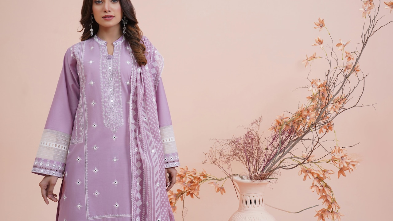 Discover the most common causes of cotton kurtas becoming rough and stiff with every wash