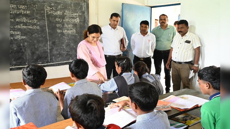 WBBSE Board Exams: पश्चिम बंगाल में 10वीं बोर्ड परीक्षाएं आज से शुरू, ममता बनर्जी ने छात्रों को दिया ये खास मैसेज