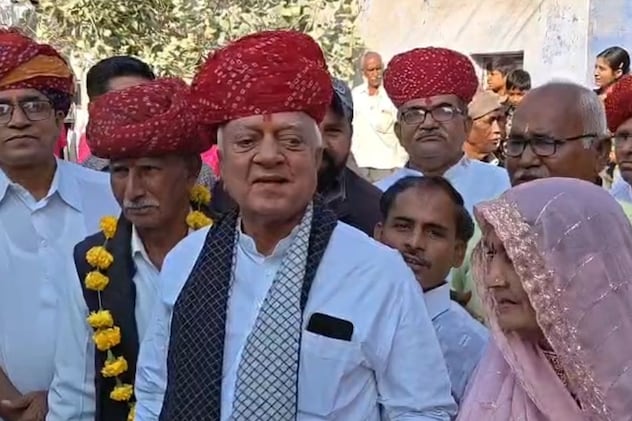  विधायक भीमराज भाटी अपनी धर्मपत्नी के साथ 