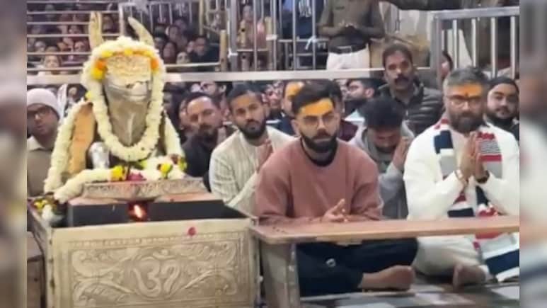 माथे पर चंदन का लेप लगाकर भोले के दरबार में पहुंचे विराट कोहली, लगाया 'जय श्री महाकाल' के जयकारे