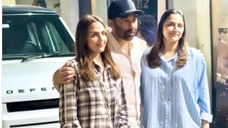 पापा धर्मेंद्र को पद्म विभूषण से सम्मानित किए जाने पर बेटी ईशा देओल ने जताई खुशी- पापा और भाई सनी के लिए कही ये बात