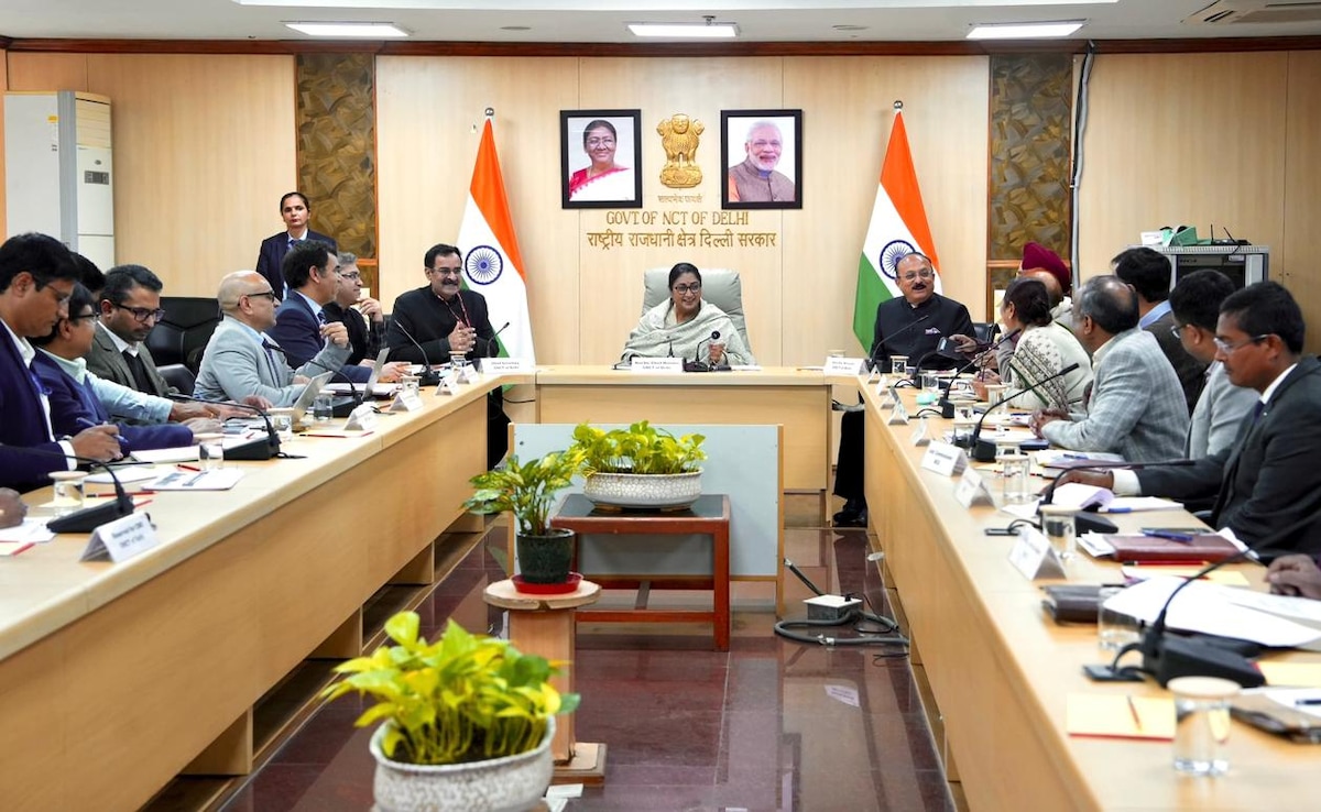 Delhi Releases Rs 500 Crore For Sanitation, Roads And Dust Control Delhi Releases Rs 500 Crore For Sanitation, Roads And Dust Control