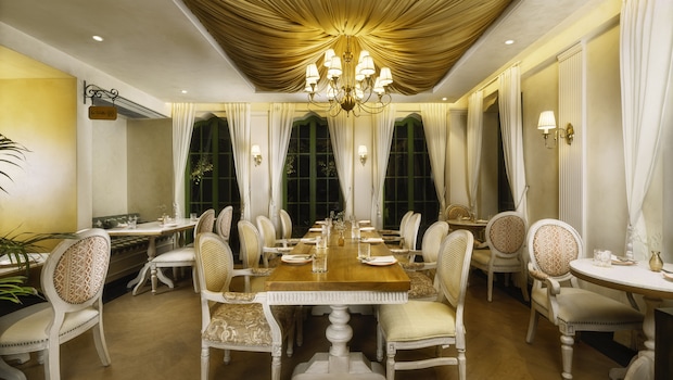 Step Into Paris At Mamma Rose - Noida's Chic New Cafe