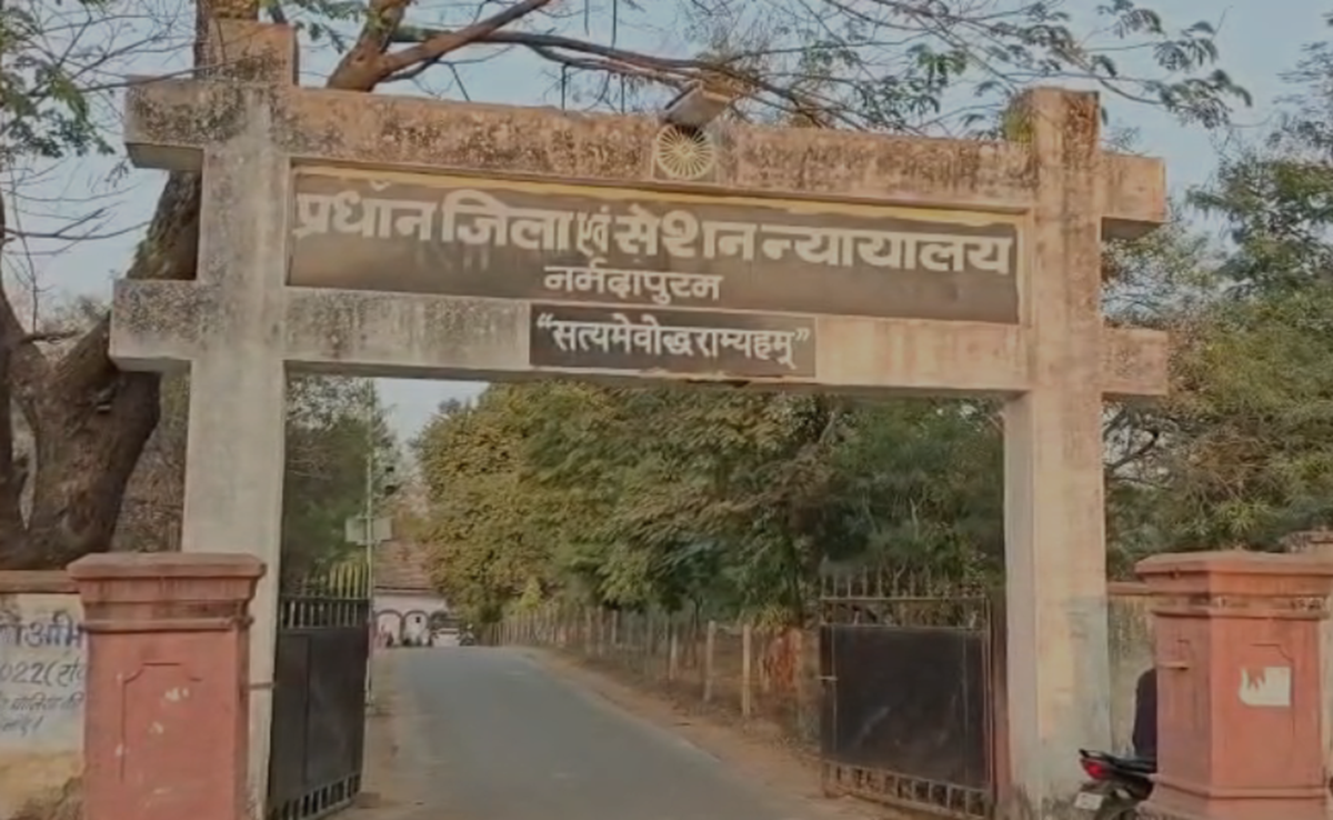 MP में मां-बेटी की कुल्हाड़ी से हत्या के मामले में कोर्ट का फैसला आया; आरोपी को दोहरे आजीवन कारावास की सजा