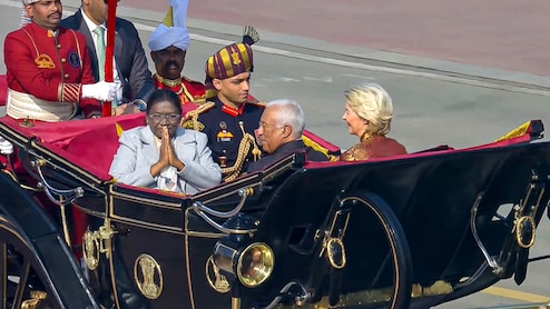 छह घोड़े, सोने की परत वाली शाही बग्घी... गणतंत्र दिवस पर विदेशी मेहमानों संग राष्ट्रपति ने की शानदार सवारी, जानें इतिहास