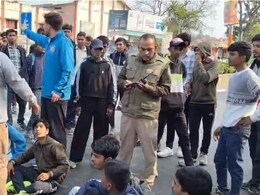 सागर खेल परिसर मैराथन में अव्यवस्था, बिना पुरस्कार लिए विजेता टीम को लौटना पड़ा, गुस्साएं खिलाड़ियों ने किया चक्का जाम