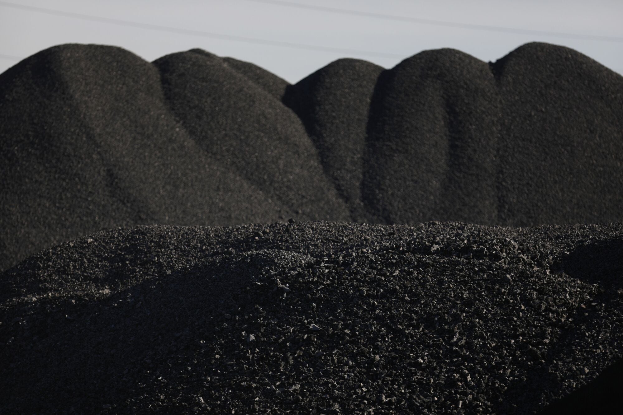 China Restores Coal Tariffs In Threat To Russian Exporters