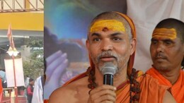 शंकराचार्य को नसीहत: 'अभी चादर ओढ़ना बाकी है', अखाड़ा परिषद ने अधिकारियों को दी क्लीन चिट