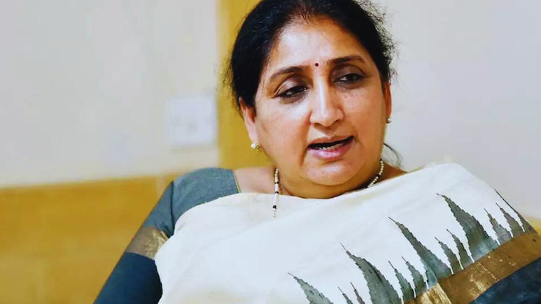 Sunetra Pawar : अजित पवारांच्या निधनाला 3 दिवस, सुनेत्रा पवार उपमुख्यमंत्रिपदाची शपथ घेणार; वाचा इनसाइड स्टोरी