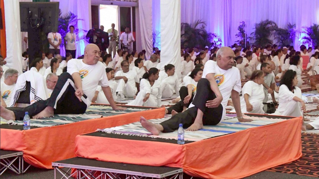 Yoga Day: Prez Kovind Performs Asanas With Suriname Counterpart