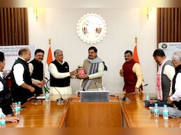 CM यादव ने रिलीज किया &lsquo;गोदान&rsquo; का ट्रेलर! फिल्म को बताया भारतीय संस्कृति का गौरव