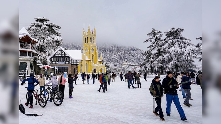 कश्मीर से मसूरी तक बरस रही 'सफेद आफत', जानिए क्या है इस बर्फबारी का पाकिस्तान कनेक्शन