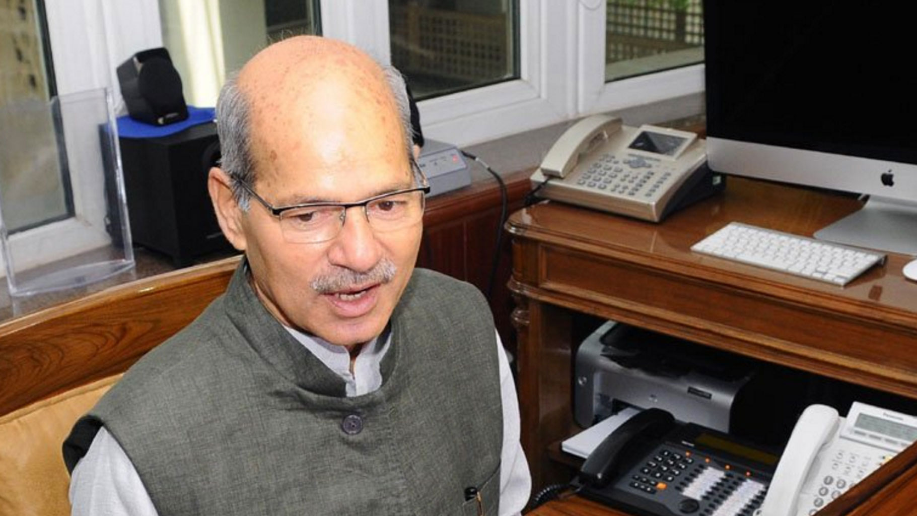 Most of Javadeker&rsquo;s Projects Will Continue: New Environment Min