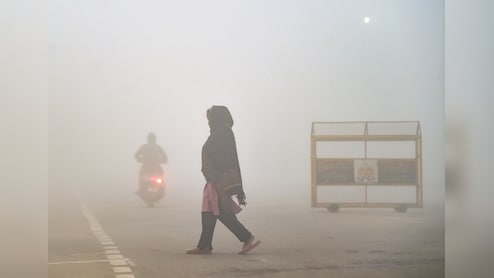 दिल्ली में आज सर्दी ने तोड़े सारे रिकॉर्ड. 4.2 डिग्री तक लुढ़का पारा, अगले 3 दिन भयंकर ठंड की चेतावनी