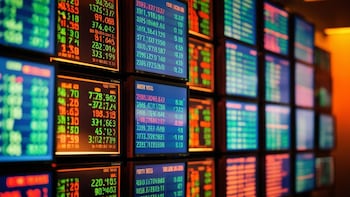 Securities Market Raises Rs 15.32 Lakh Crore In FY26, Down 2.3% As Debt Issuances Contract: RBI