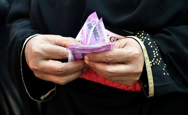 As Rupee Dives To Record Low, How RBI May Tackle Crisis
