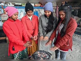 दिल्ली-NCR में कड़ाके की ठंड, पारा और लुढ़कने की संभावना, IMD ने बताया कब मिलेगी राहत; जान लें अपडेट