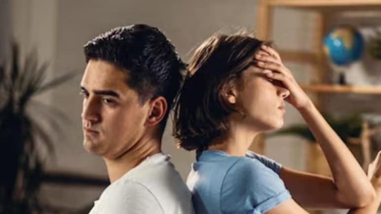 What Is Narcissism, The Word Dominating Dating Conversations