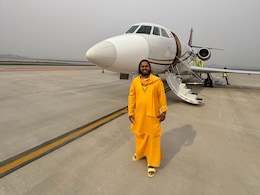 माघ मेले में करोड़ों की पोर्श कारों का काफिला... आखिर कौन हैं ये 'सतुआ बाबा' जो सोशल मीडिया पर छाए हैं?