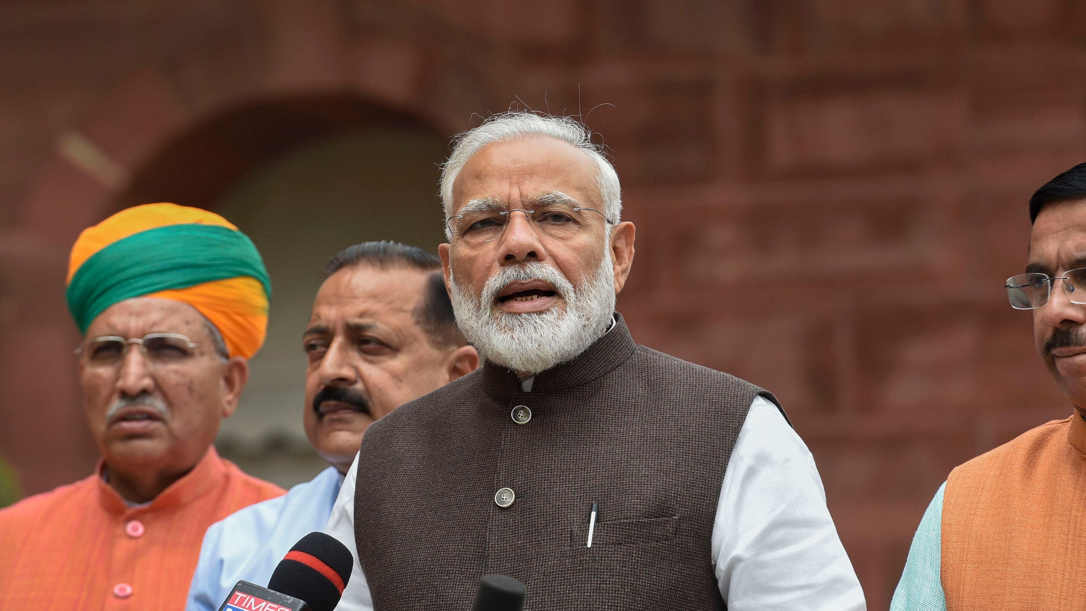 India Goes Under Complete Lockdown For 21 Days