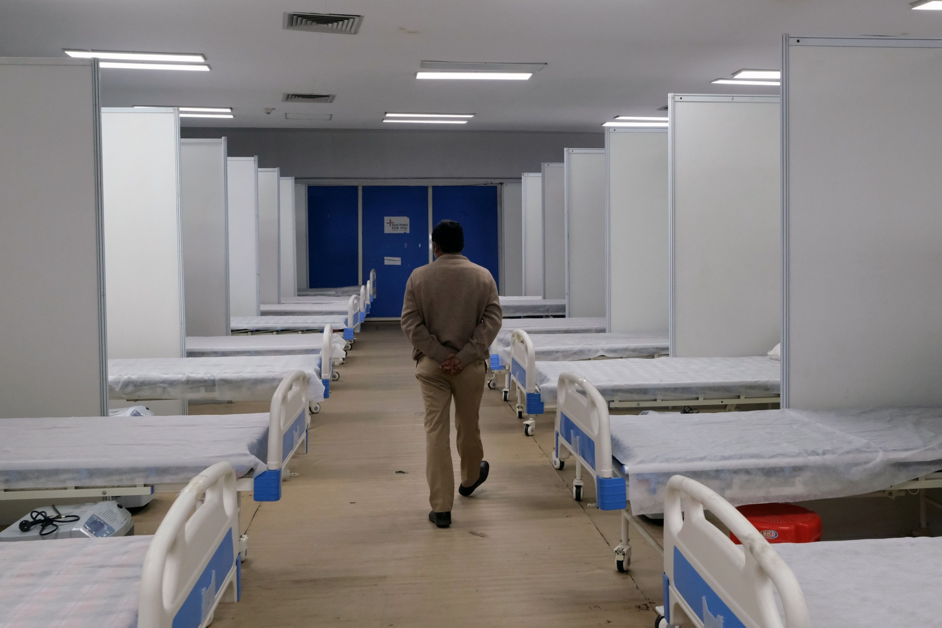 Omicron Coronavirus Latest Updates: Delhi, Mumbai, Bengaluru See Spike; Goa Issues Fresh Curbs