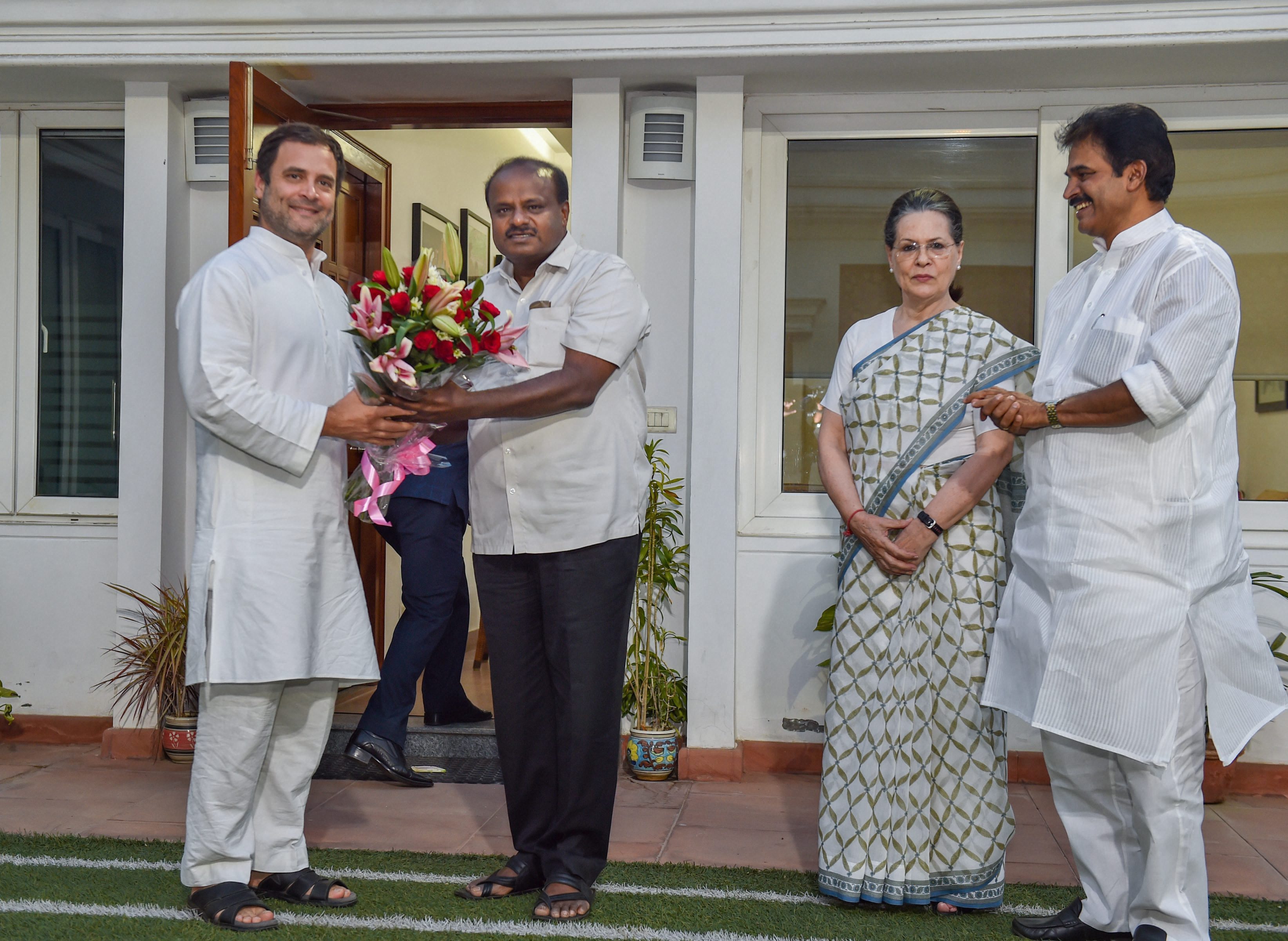 Karnataka Chief Minister Designate Kumaraswamy Meets Sonia, Rahul On Government Formation