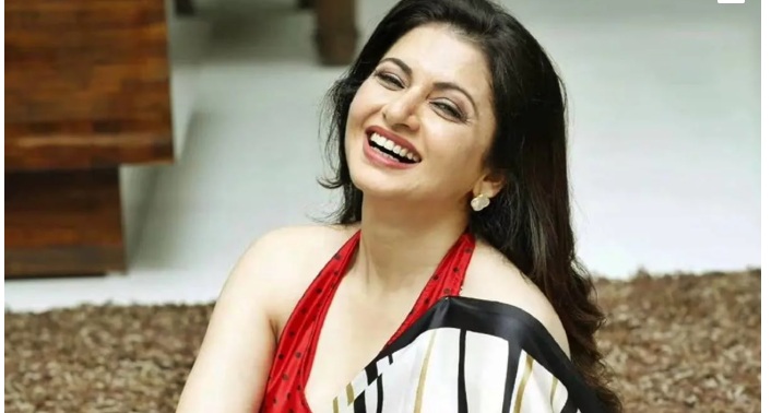 भाग्यश्री ने राजेश खन्ना पर फिल्माए गए इस गाने से दी समाज की कड़वी बातों को नजरअंदाज करने की सलाह, किशोर कुमार ने दी थी आवाज