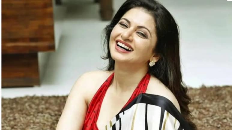 भाग्यश्री ने राजेश खन्ना पर फिल्माए गए इस गाने से दी समाज की कड़वी बातों को नजरअंदाज करने की सलाह, किशोर कुमार ने दी थी आवाज