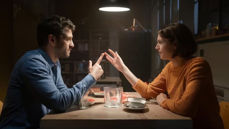 Relationship Tips: आपका पार्टनर आपसे बिल्कुल अलग हैं? इस तरह बनाएं अपने रिश्ते को खुशहाल