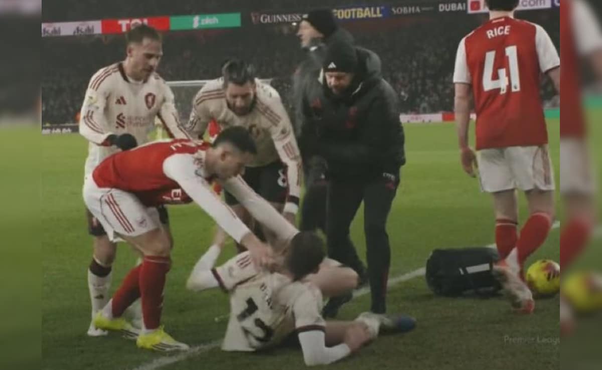 Arsenals Forward Gabriel Martinelli Issues Apology After Conor Bradley Injury Scare