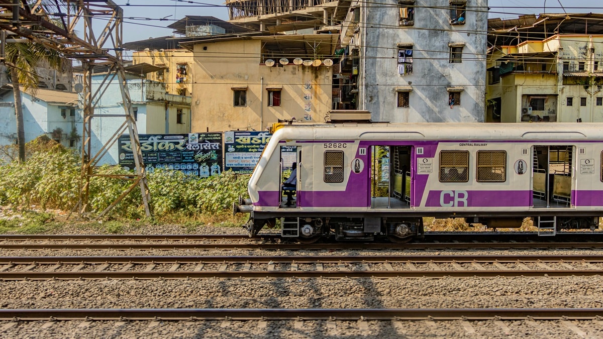 रेलवे सीजन पास UTS से RailOne ऐप में कैसे करें ट्रांसफर, जानें पूरी प्रक्रिया