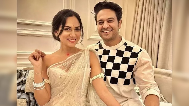 'जिस रिश्ते की बुनियाद में सिर्फ जरूरतें हों', गौरव खन्ना की पत्नी आकांक्षा का क्रिप्टिक पोस्ट, रिश्ते में आई दरार?