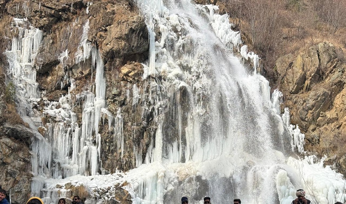 Pics: Frozen Waterfall Draws Tourists In Gulmarg, Cold Wave Persists In J&K