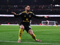 Arsenal Title Bid Dented By Dramatic Manchester United Defeat