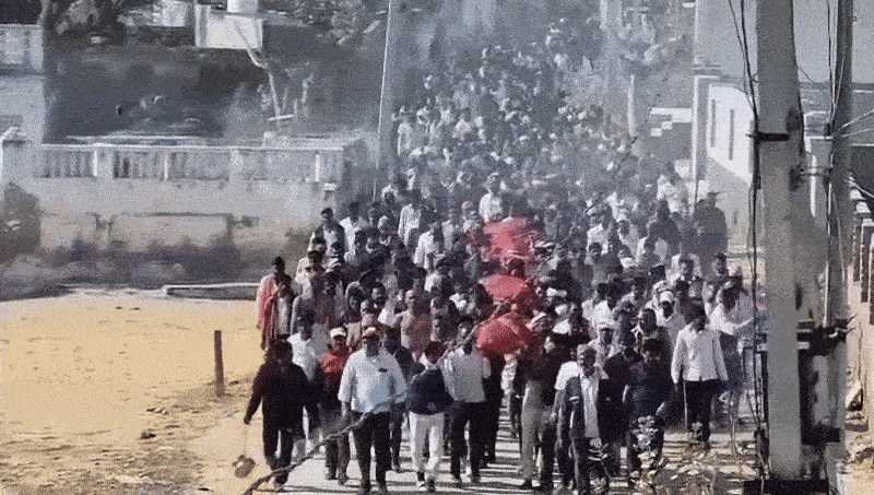 Rajasthan: सीकर के&nbsp;फतेहपुर में एक ही परिवार की पांच महिलाओं की एक साथ उठीं अर्थियां, गांव में पसरा मातम