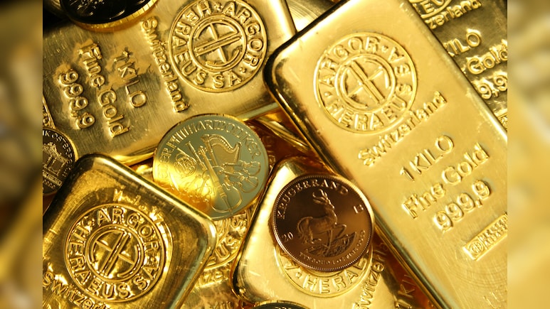 Gold Extends Gains Above $5,000 As Debasement Trade Gathers Pace