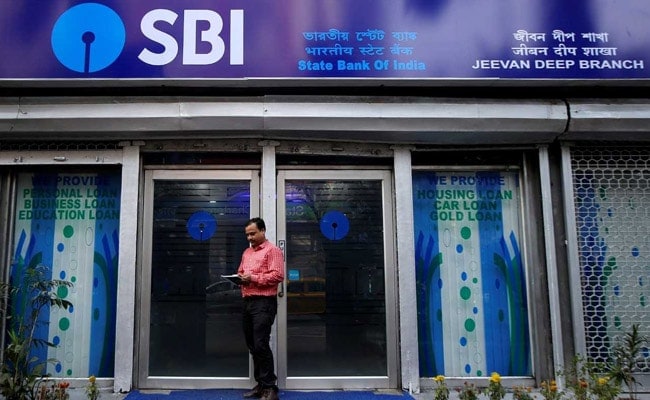 SBI Posts 945 Crore  Rupees Profit In September Quarter, Beats Street Estimates