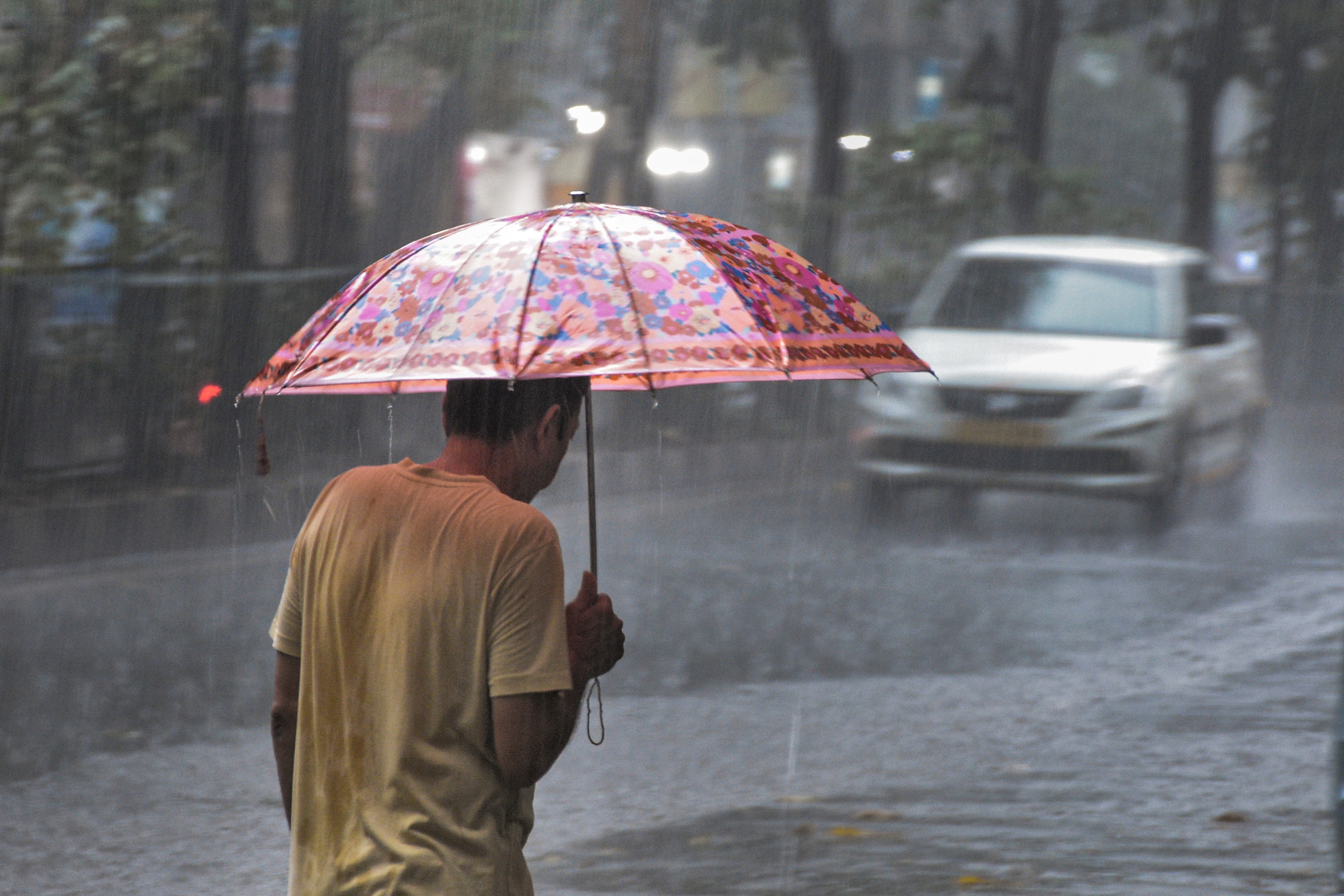 Mumbai Rains Updates: Mumbai Off Red Alert; Thane, Raigad Districts On Orange Alert